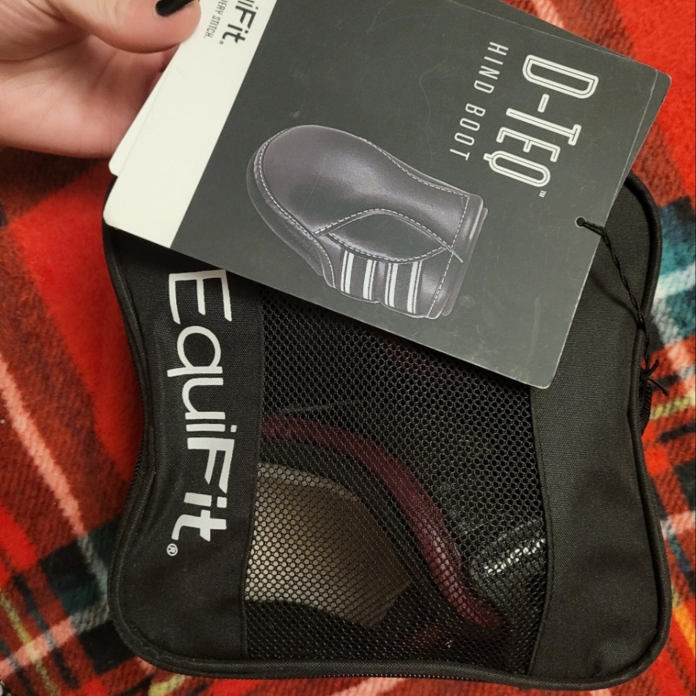EQUIFIT D-TEQ hind boots